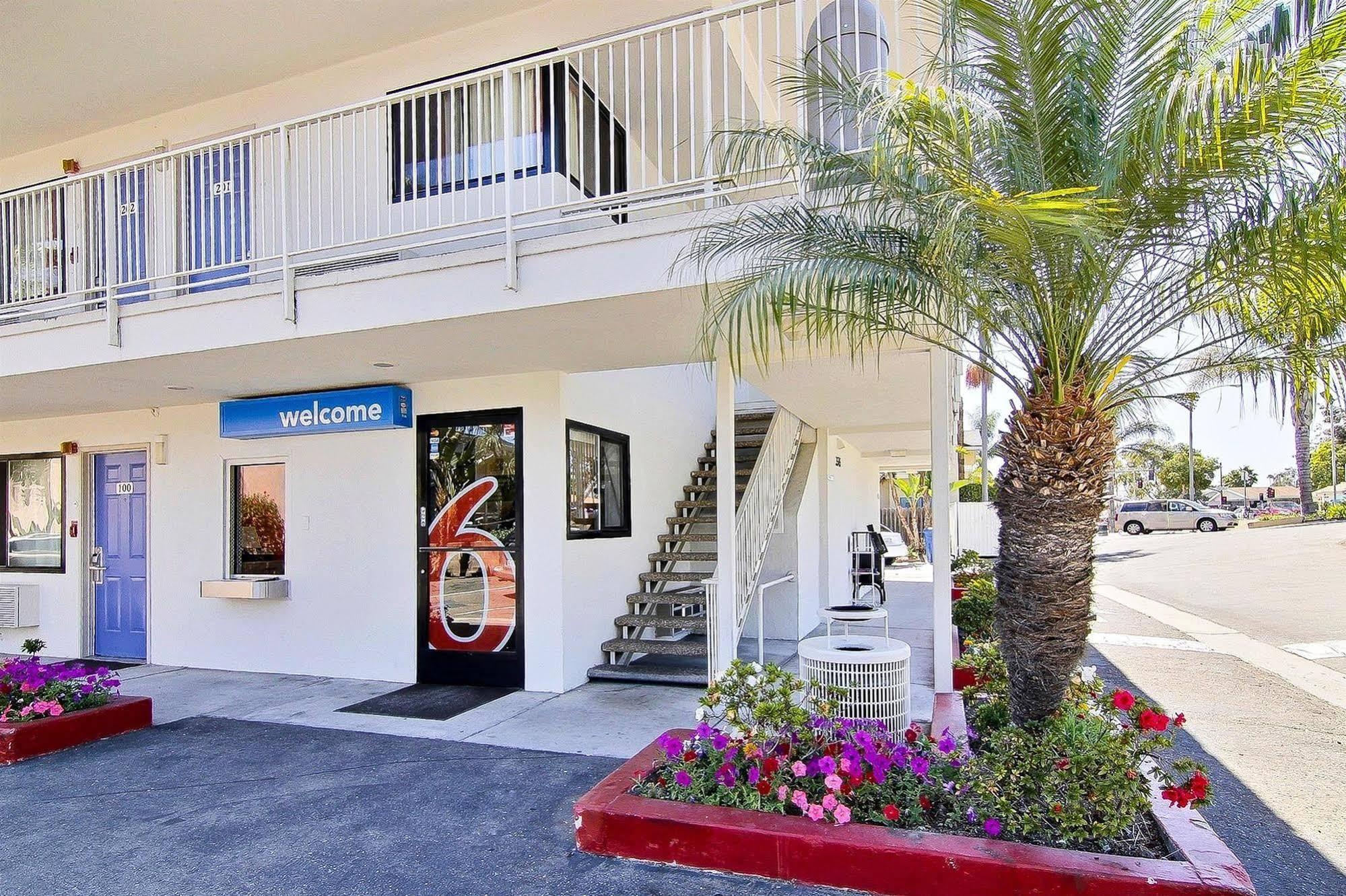 Motel 6-Santa Barbara, Ca - State Street Kültér fotó
