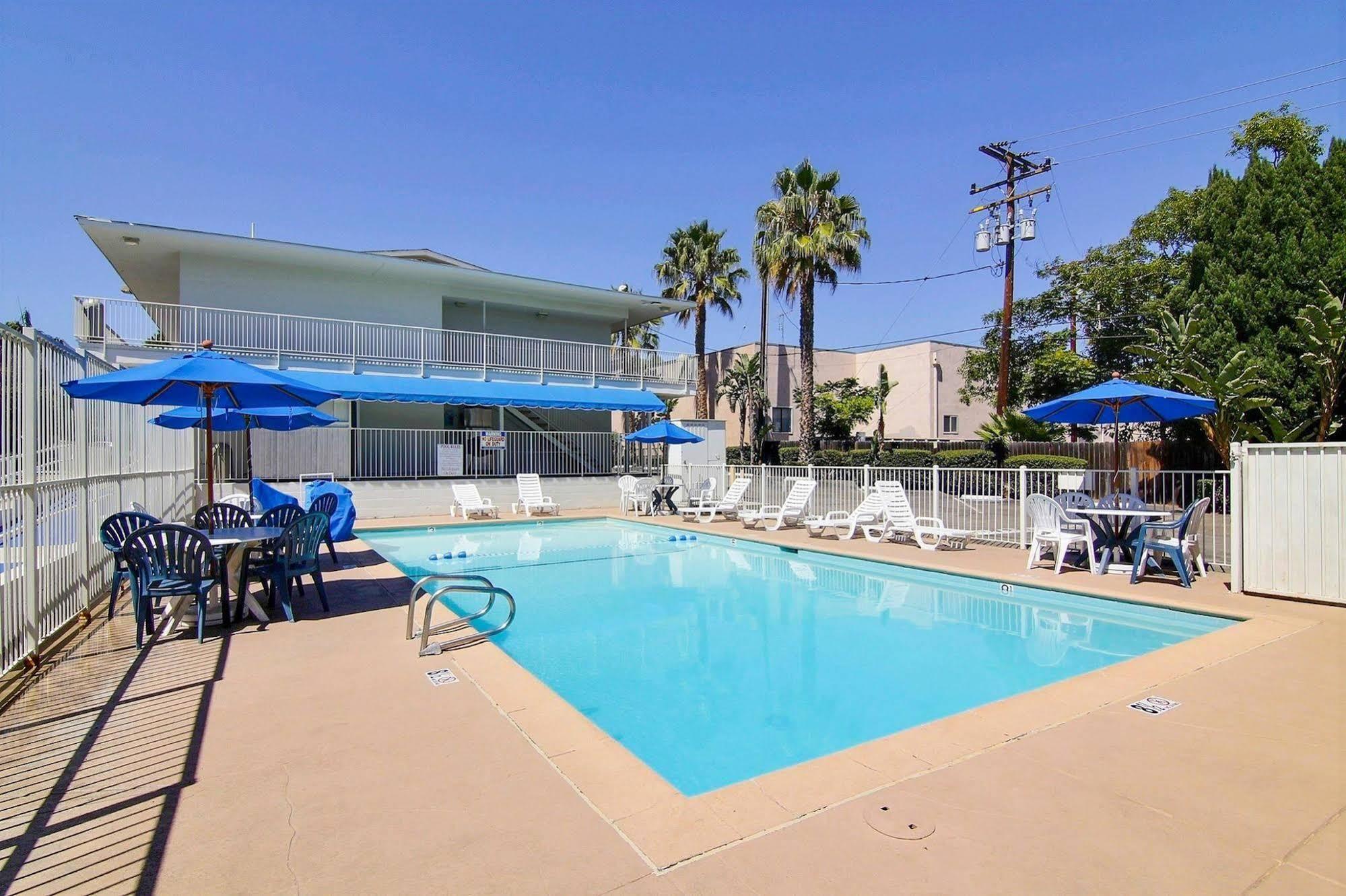 Motel 6-Santa Barbara, Ca - State Street Kültér fotó