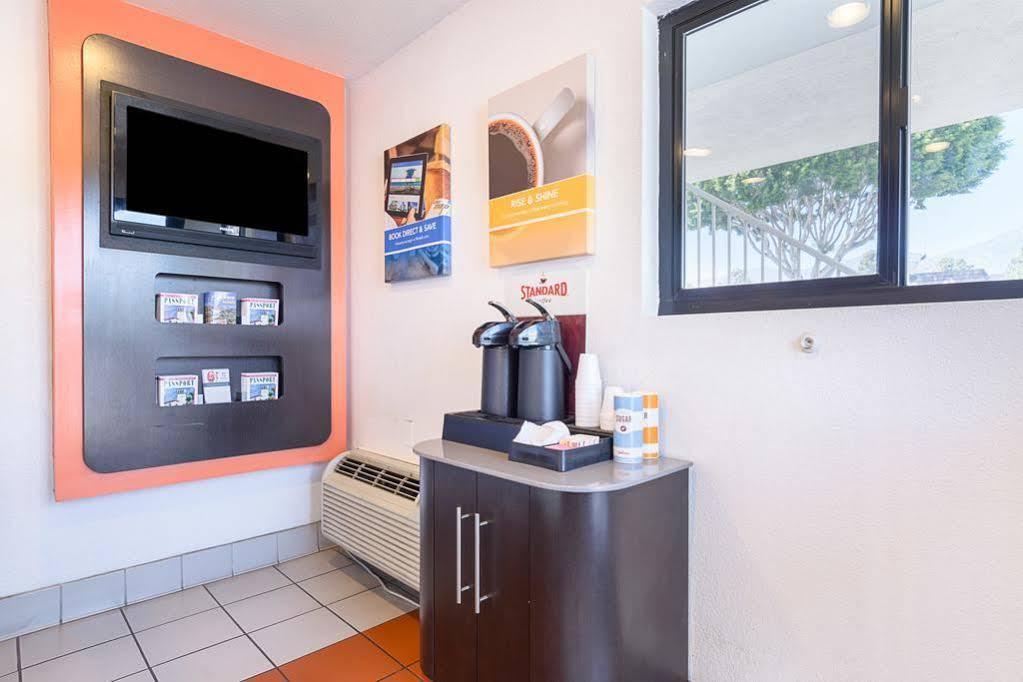 Motel 6-Santa Barbara, Ca - State Street Kültér fotó