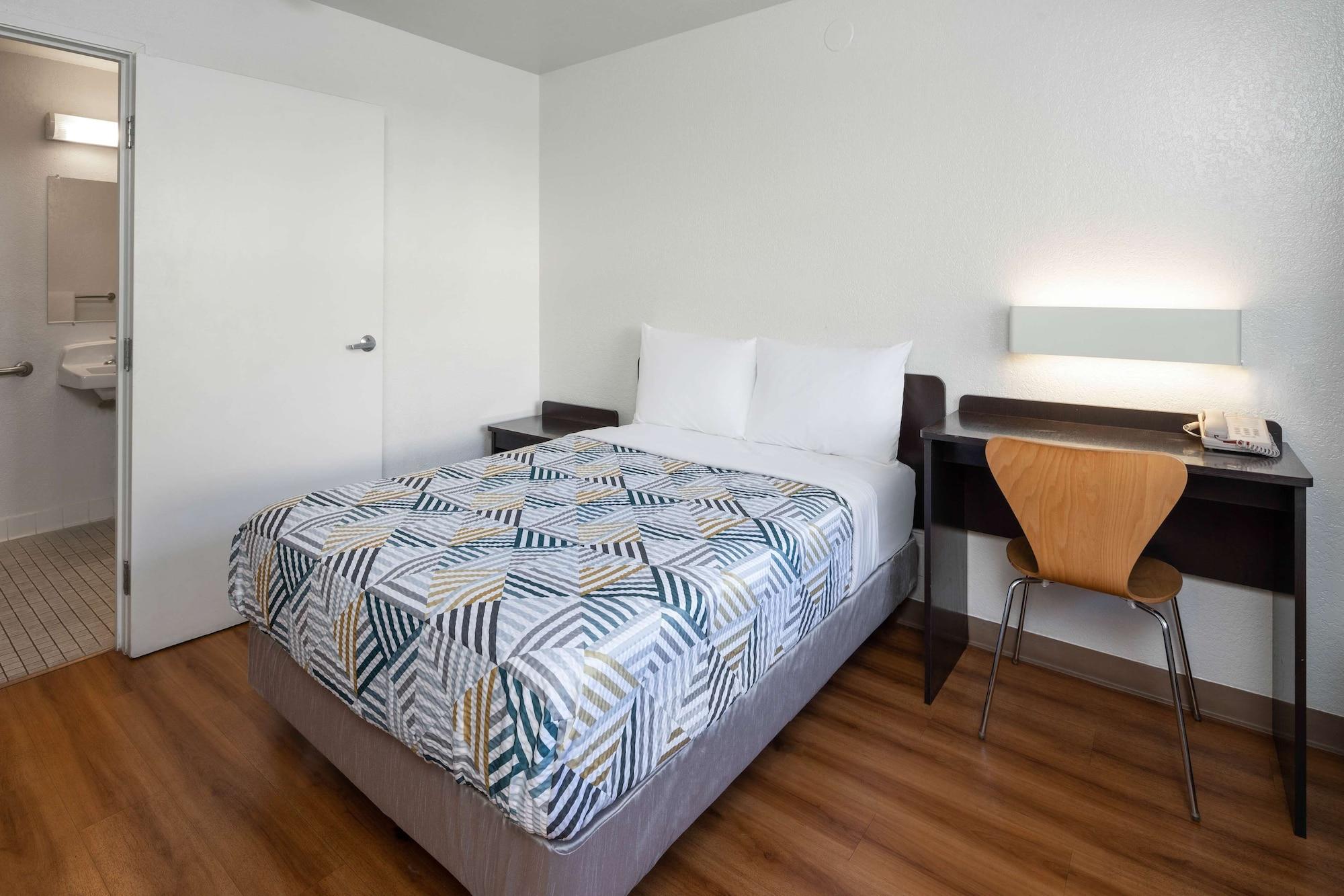 Motel 6-Santa Barbara, Ca - State Street Kültér fotó
