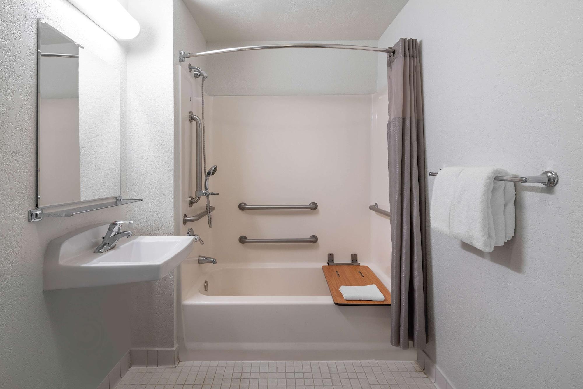 Motel 6-Santa Barbara, Ca - State Street Kültér fotó