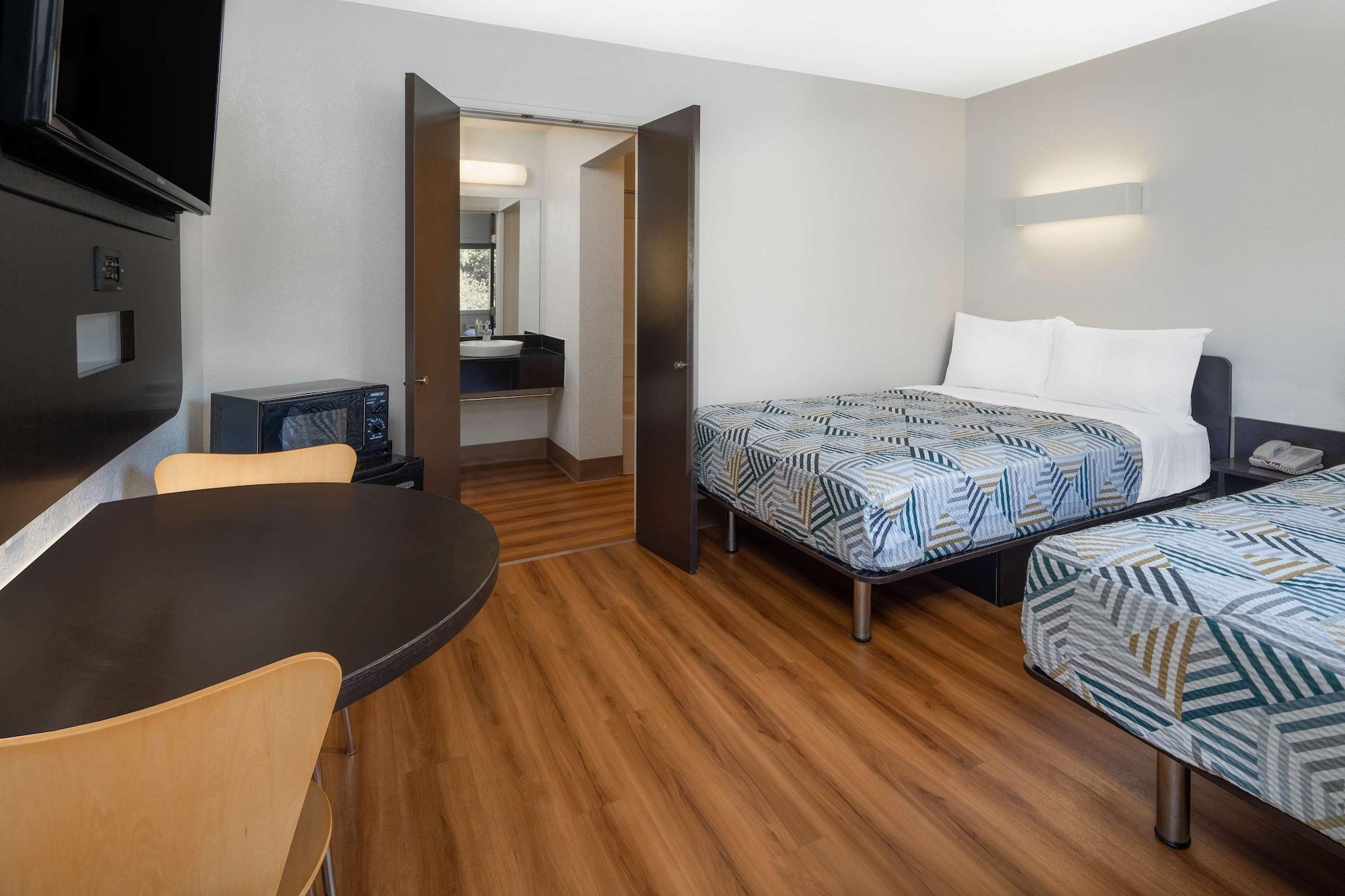 Motel 6-Santa Barbara, Ca - State Street Kültér fotó
