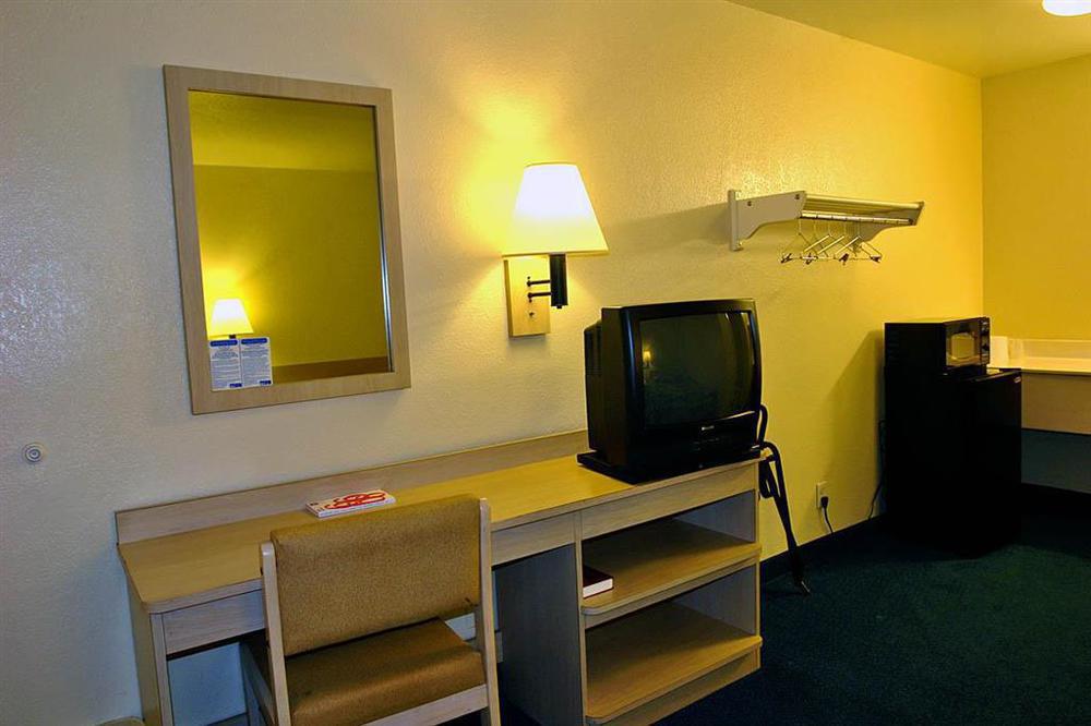 Motel 6-Santa Barbara, Ca - State Street Felszereltség fotó